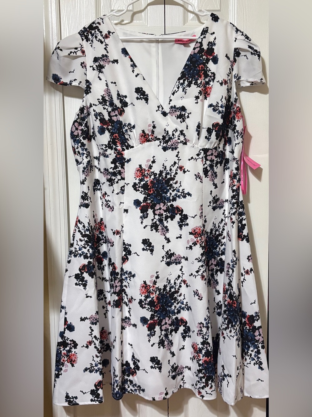 Betsey Johnson White Floral Cap Sleeve Fit & Flare Dress Size 18 W New With Tags